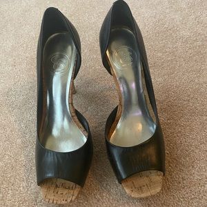 Jessica Simpson pump black size seven